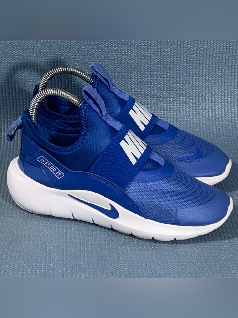 Nike Flex Runner 4 GS 'Comet Blue' Athletic Shoes Kid’s Size 3.5Y